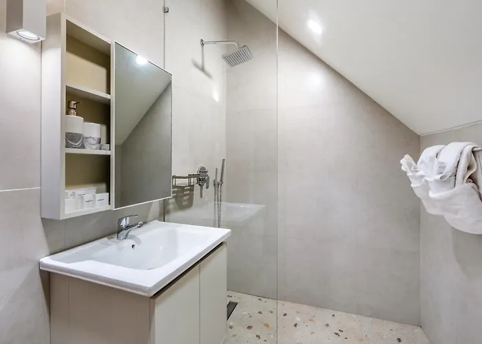 Six Stars With Private Pools In Canggu 5*