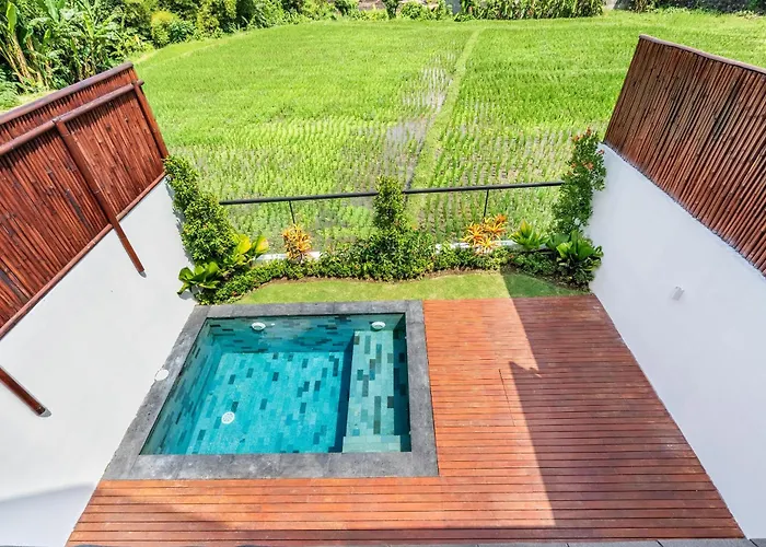 Hotel Six Stars With Private Pools In Canggu