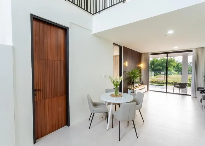 Hotel Six Stars With Private Pools In Canggu